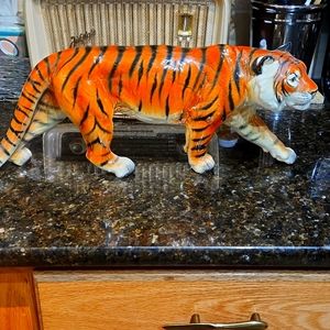 GOEBEL W. GERMANY BENGAL TIGER PORCELAIN FIGURINE